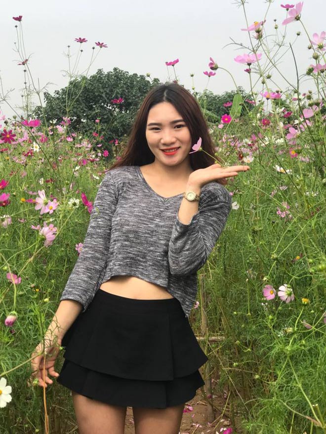 Cô gái xinh đẹp Facetime thân mật với Công Phượng chia sẻ sự thật